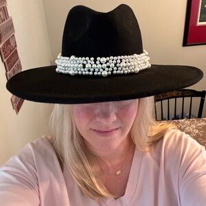 Elegant Black Hat with Pearl Detailing